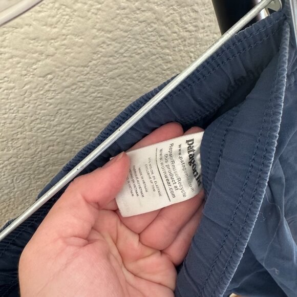 Patagonia Men's Stretch Wavefarer Volley Shorts Size Small - Picture 4 of 6